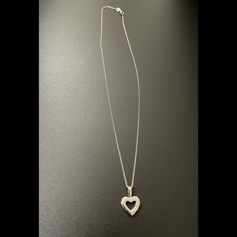 SOLD !EFFY 14k White Gold Diamond Heart Pendant Necklace